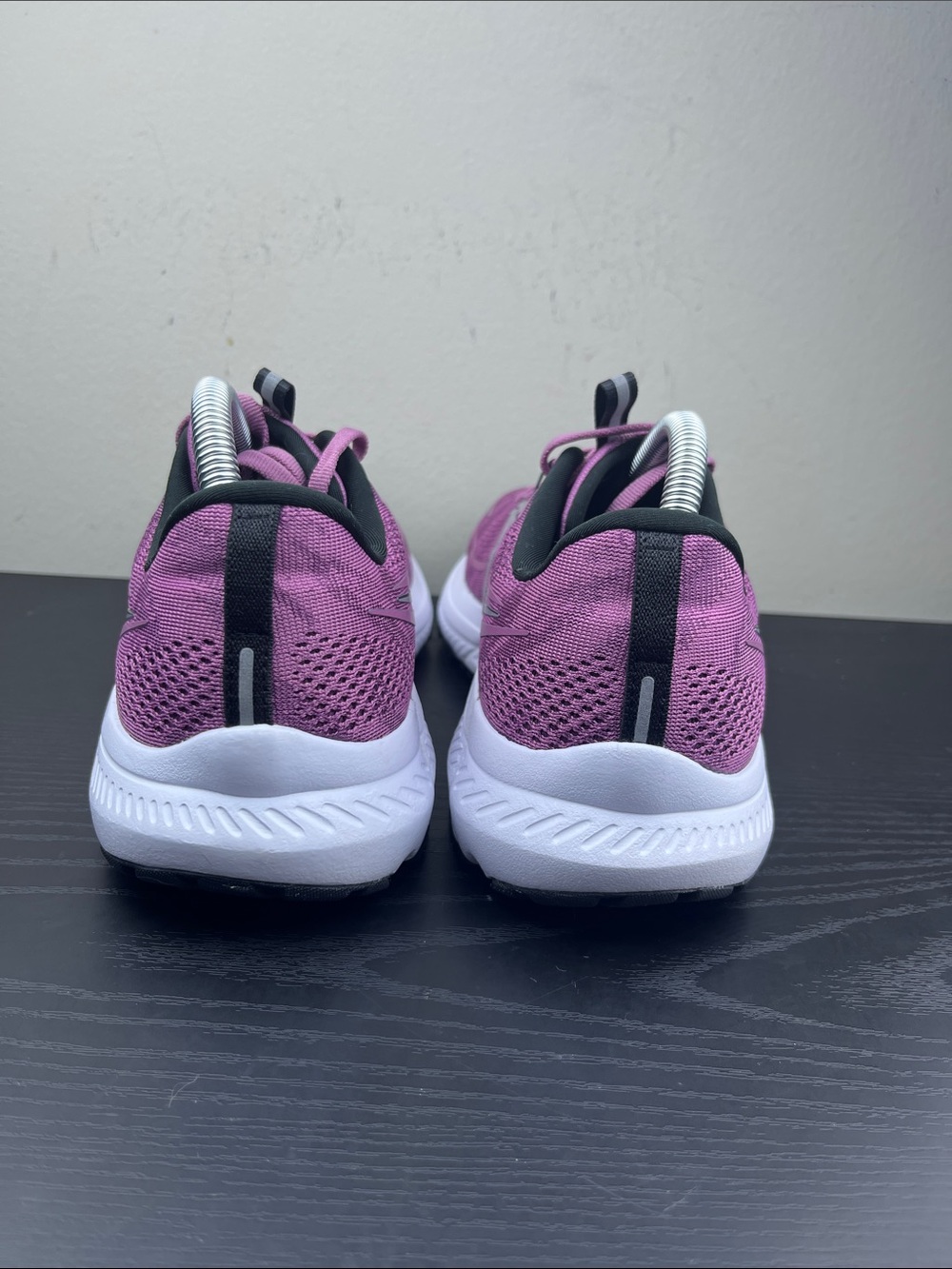 Saucony Omni 21 Women's Sz 9.5 Pink White Running Shoes New With‎ Box - Picture 4 of 7